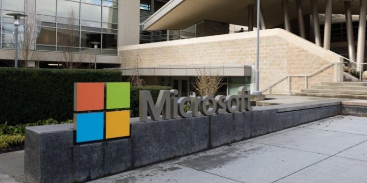 Warren-led inquiry draws new details on Trump ballroom donations from major corporations