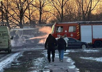 Russia kills 12 Ukrainian miners in deadly bus attack hours after peace talks postponed